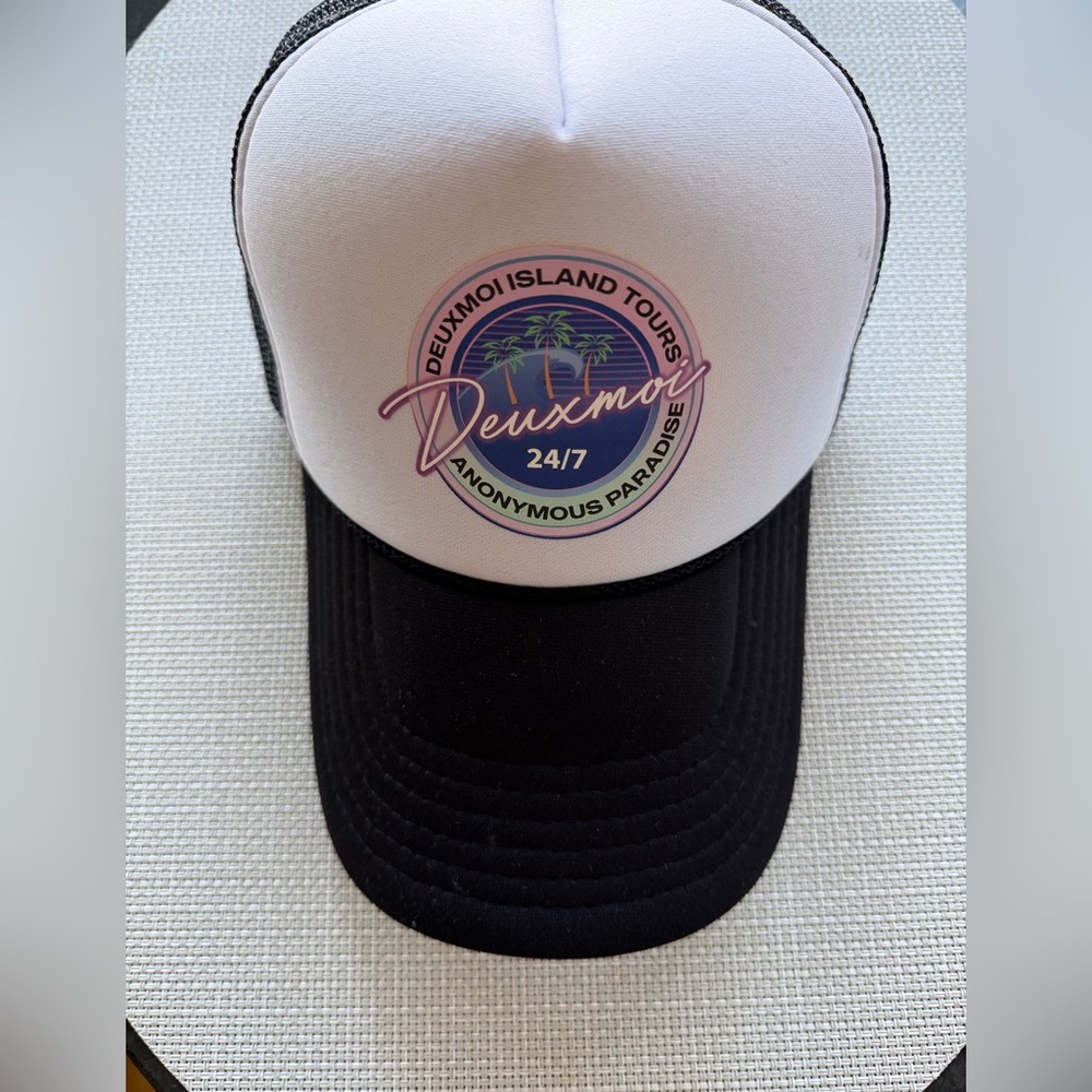 Deuxmoi Trucker Hat